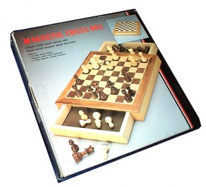 Magnetic Chess Box